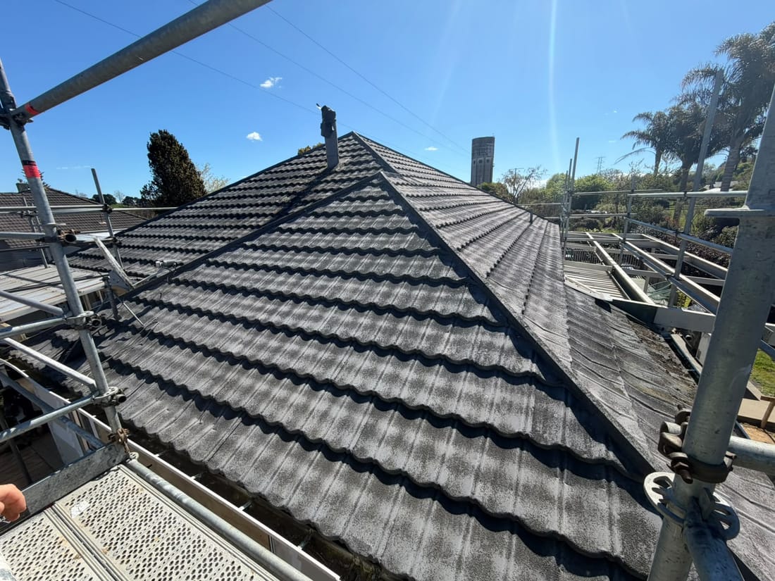 Decramastic asbestos roof tiles before removal, Karapiro, Waikato